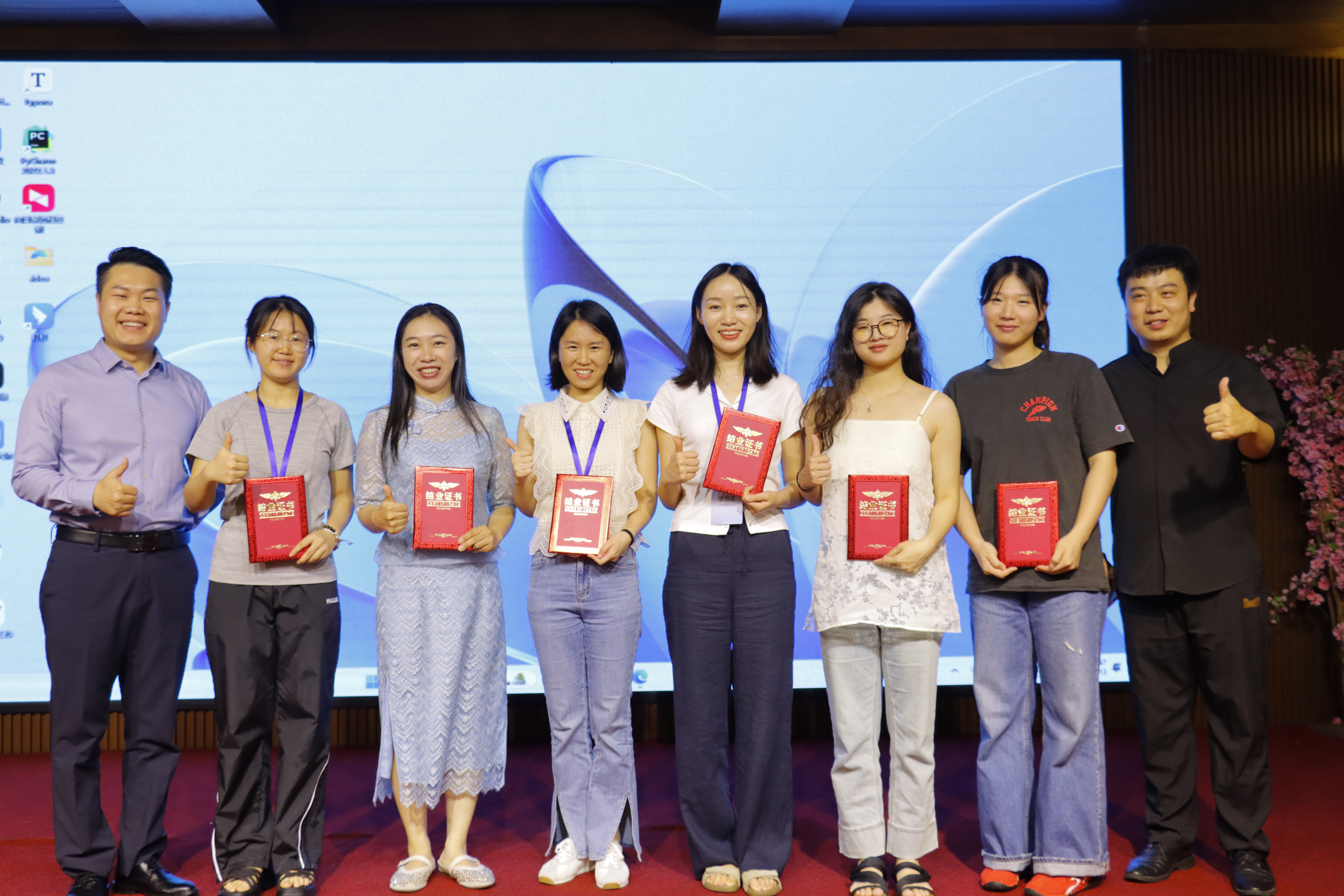 江西工程學(xué)院：高溫難抵“學(xué)習(xí)熱”，暑期教師AI培訓(xùn)“熱火朝天”_fororder_圖片17